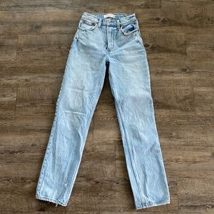 Abercrombie Curve Love High Rise 90s Straight Jean
